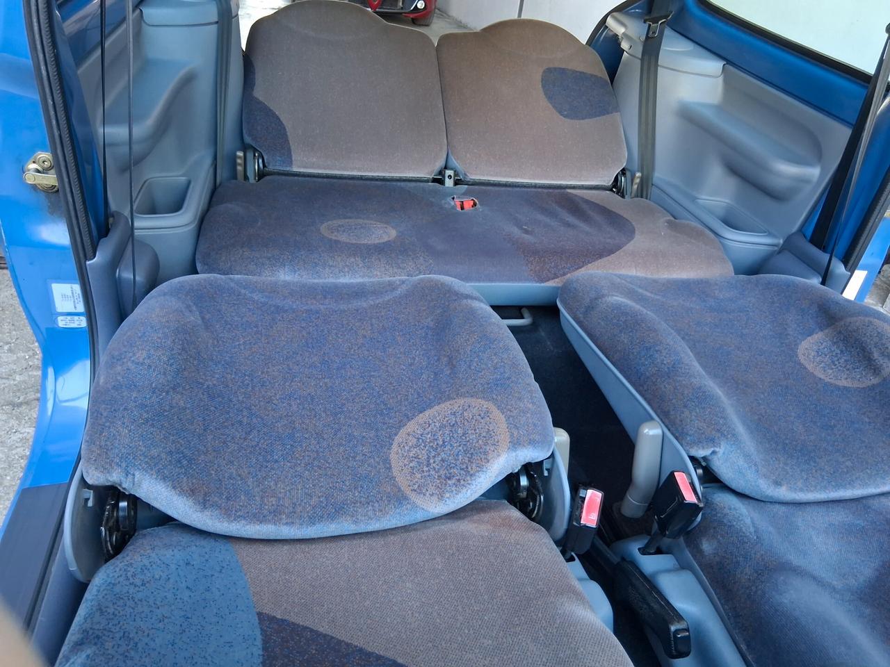 Renault Twingo 1.2i Cat E