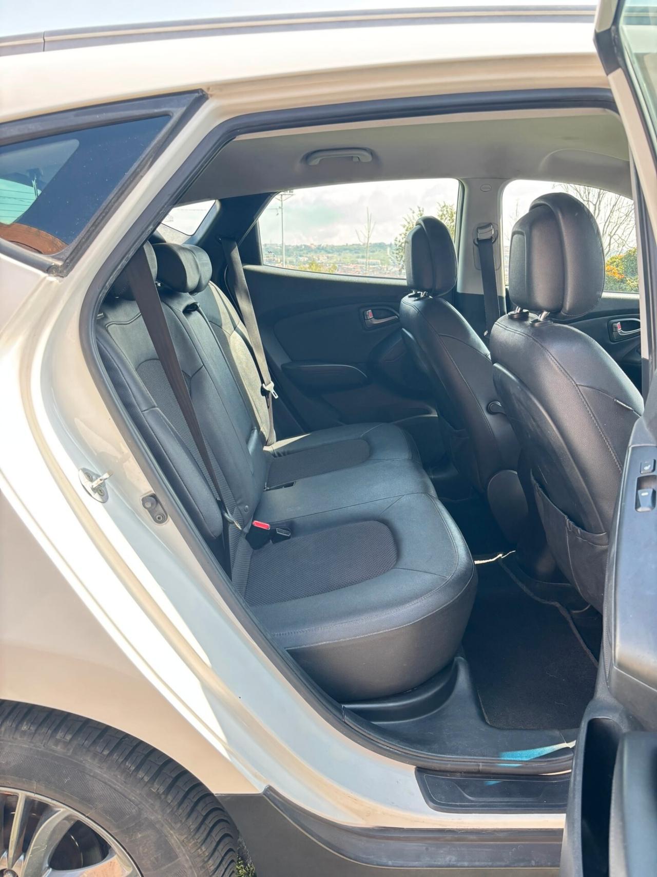 Hyundai iX35 1.7 CRDi 2WD Xpossible