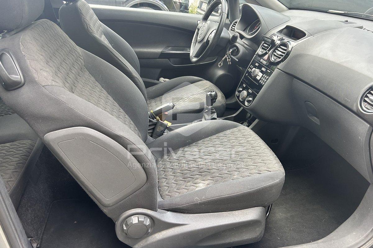 OPEL Corsa 1.2 3 porte Edition