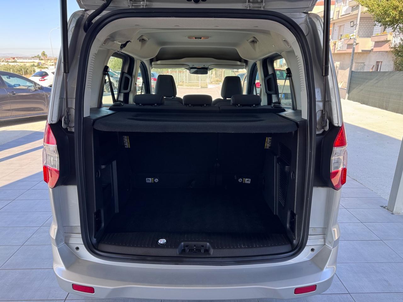 Ford Tourneo Courier 1.5 TDCI 95 CV Plus