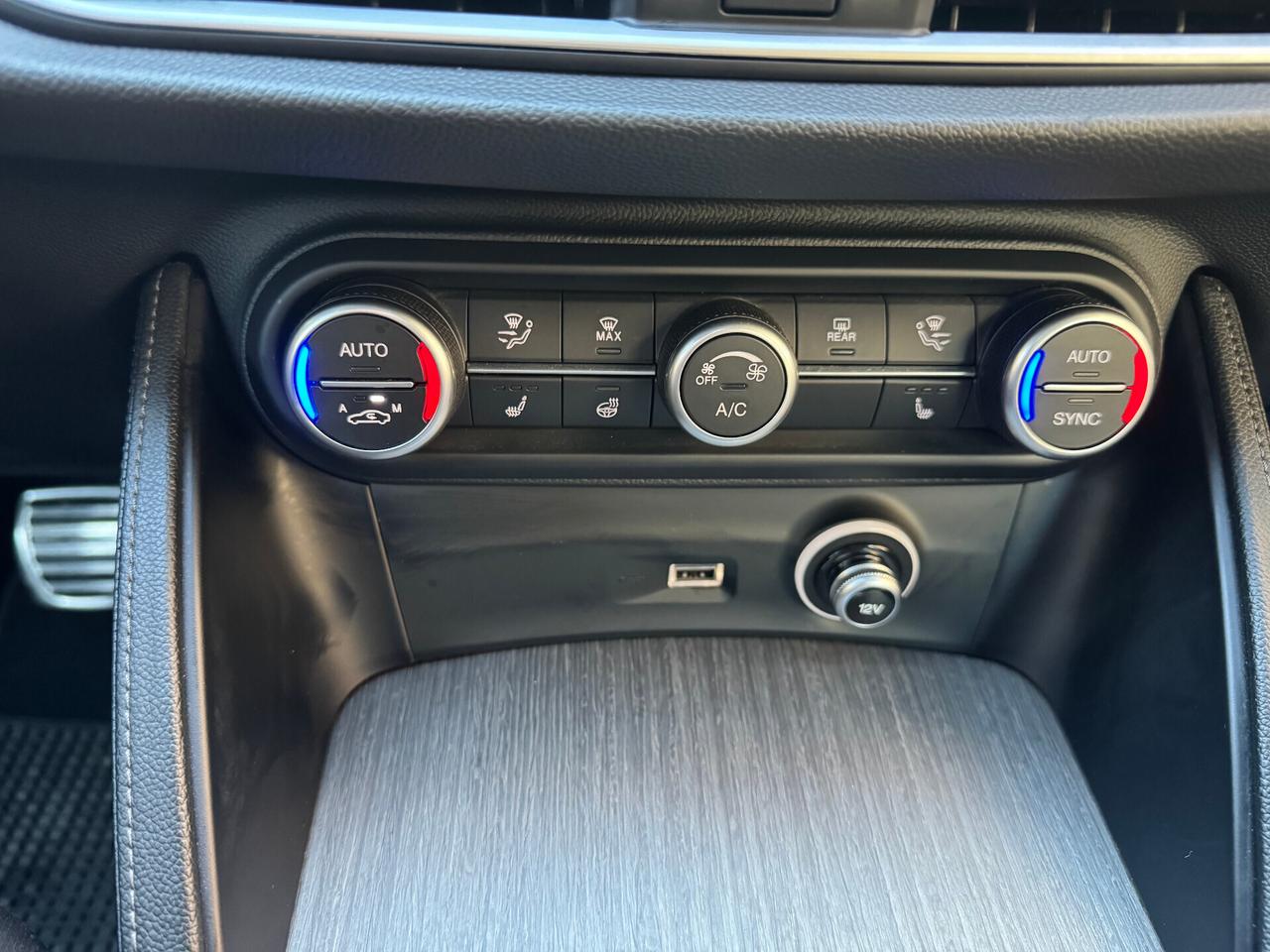 Alfa Romeo Stelvio 2.2 JTDM 210 CV AT8 Q4 Ti