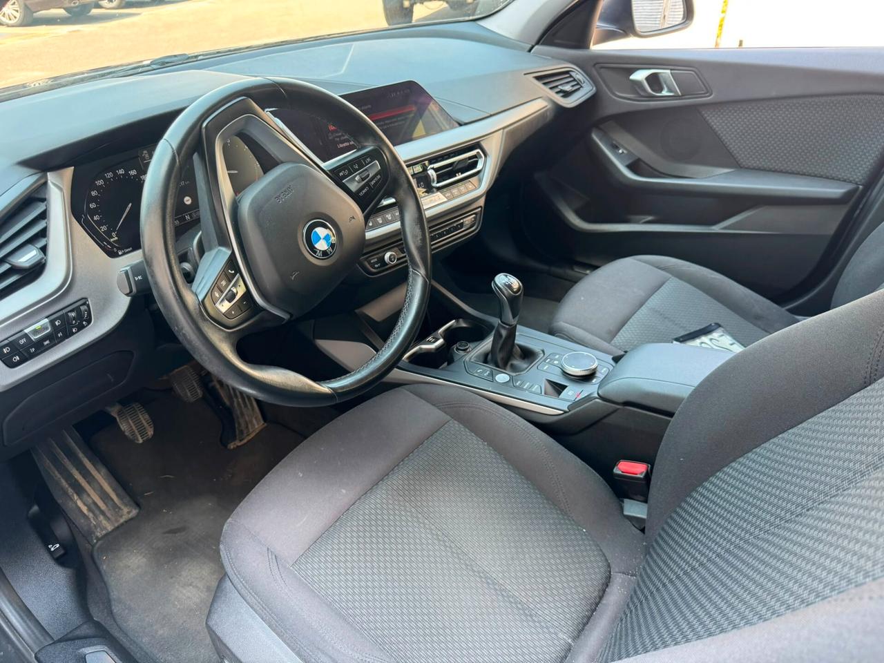 Bmw 118 118d 5p. Msport Exterior