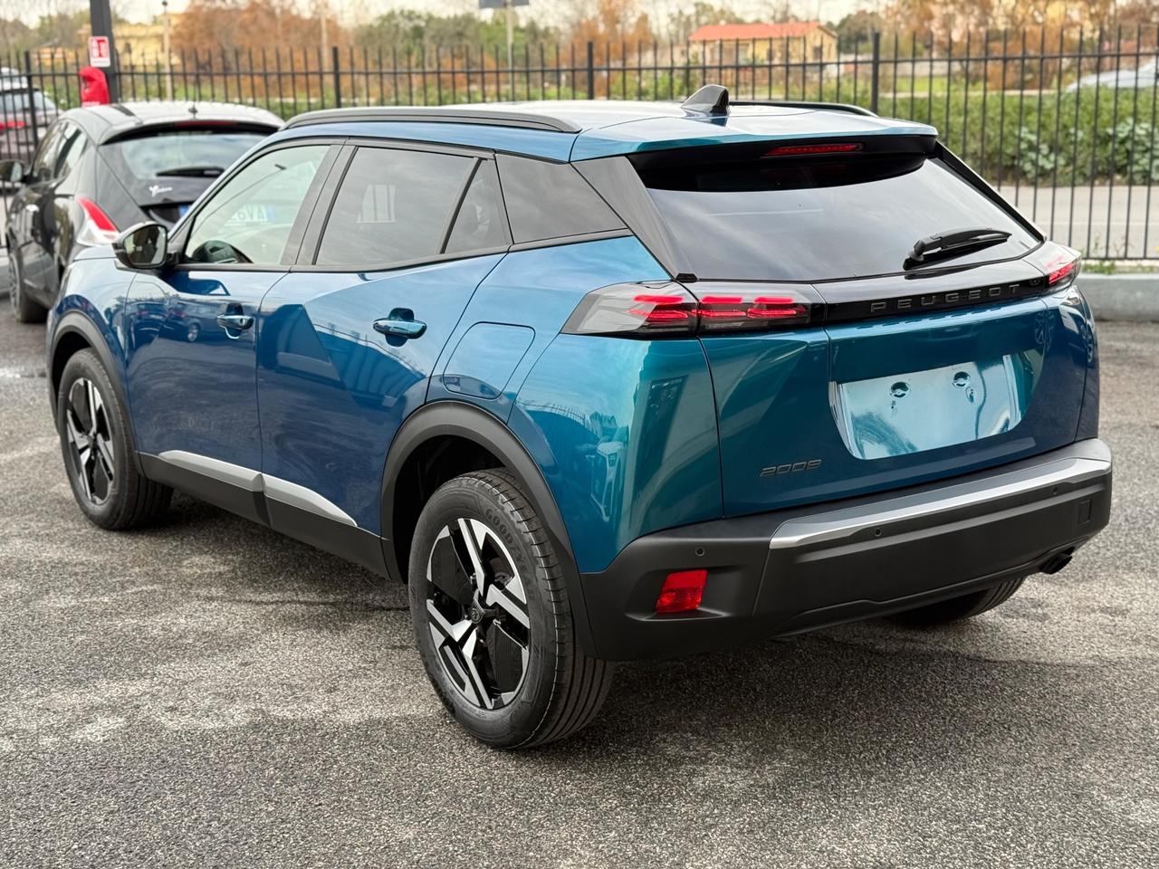 Peugeot 2008 1.2 puretech Allure Vettura Ufficiale