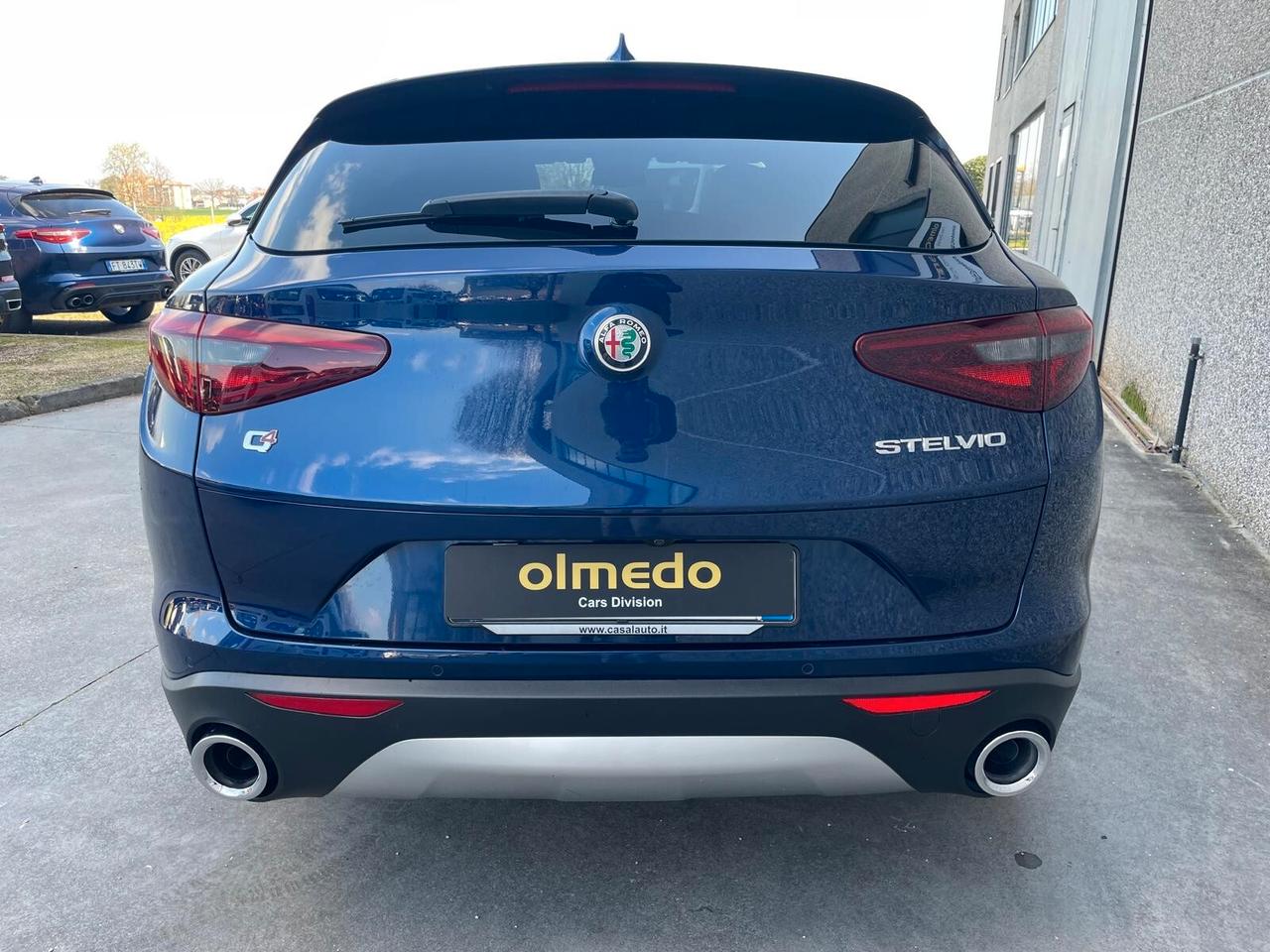 Alfa Romeo Stelvio 2.2 Turbodiesel 210 CV AT8 Q4 Executive