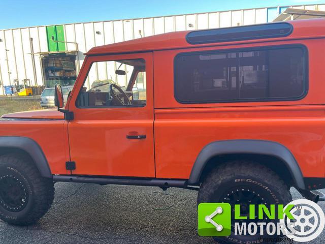 LAND ROVER Defender 90 2.5 TD5 USATA