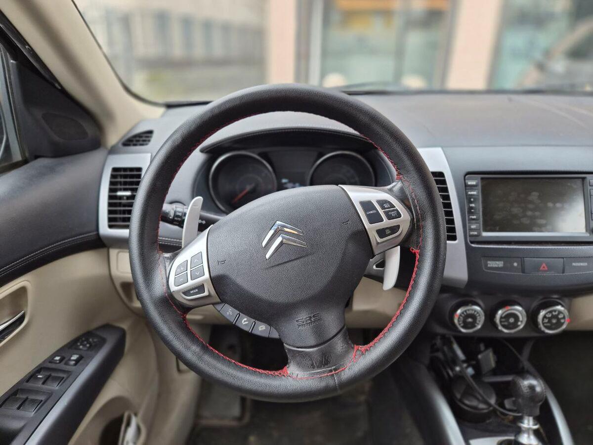 Citroen C-Crosser 2.2 hdi Exclusive dcs