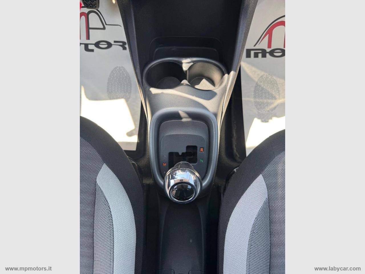 TOYOTA AYGO X-BUSINESS 1.0 72CV 5P. AUTOMATICA