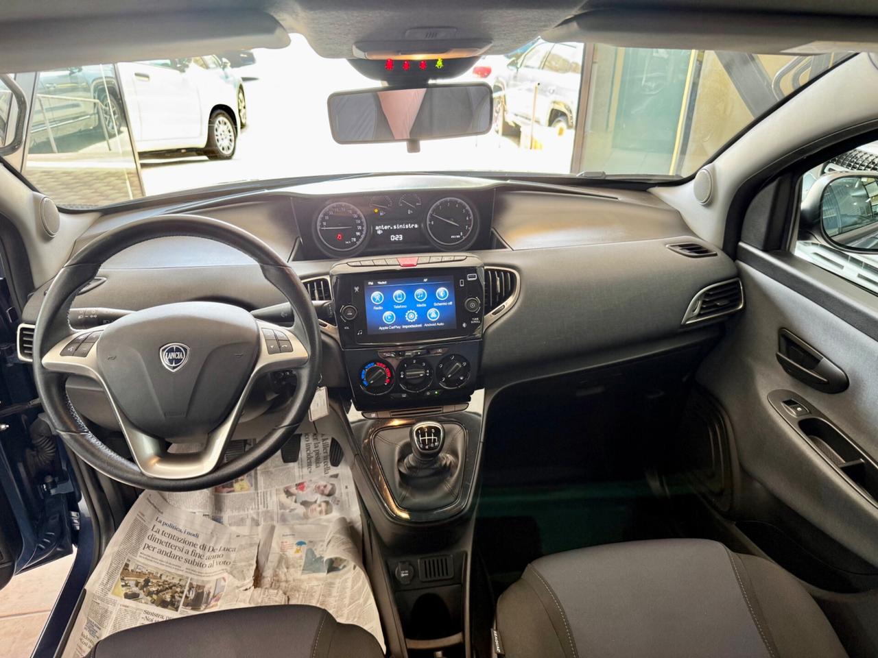 Lancia Ypsilon 1.0 FireFly 5 porte S&S Hybrid Gold