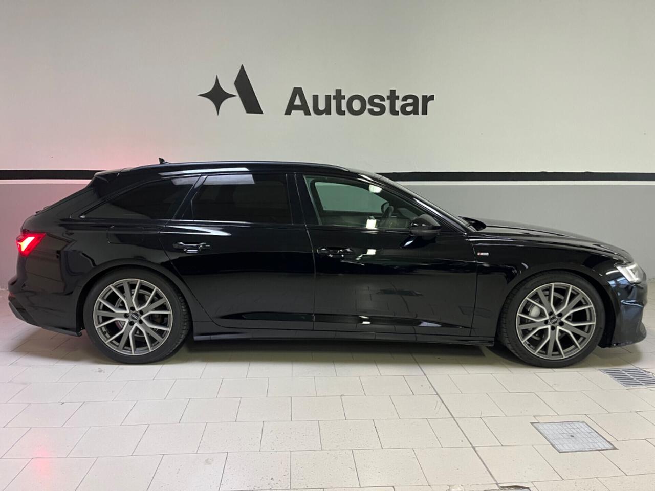 Audi A6 Avant 40 2.0 TDI S line *matrix