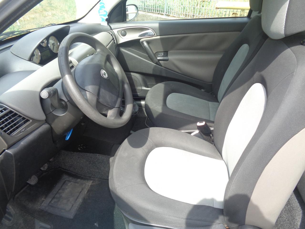 Lancia Ypsilon 1.3 Multijet 16V Argento
