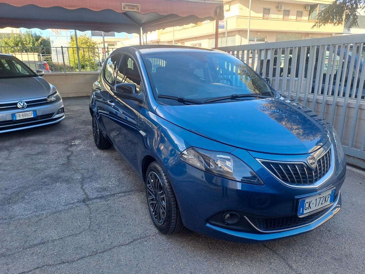 Lancia Ypsilon 1.0 FireFly 5 porte S&S Hybrid Ecochic Gold