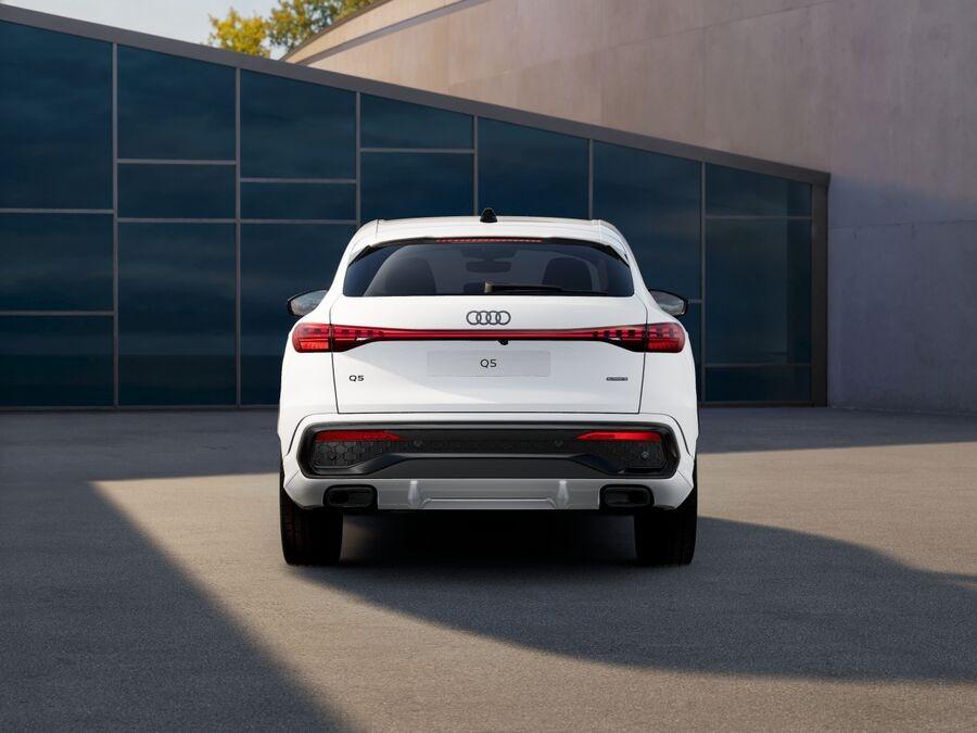 AUDI Audi Q5 Sportback S line edition e-hybrid quattro 220 kW S tronic