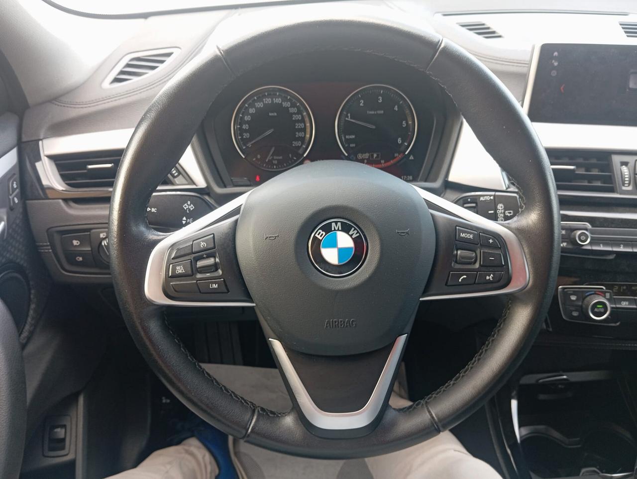 Bmw X2 sDrive18d Business-X
