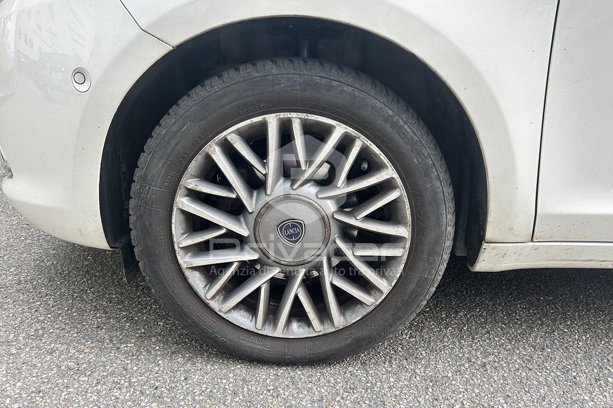 LANCIA Ypsilon 0.9 TwinAir 85 CV 5 porte S&S Platinum