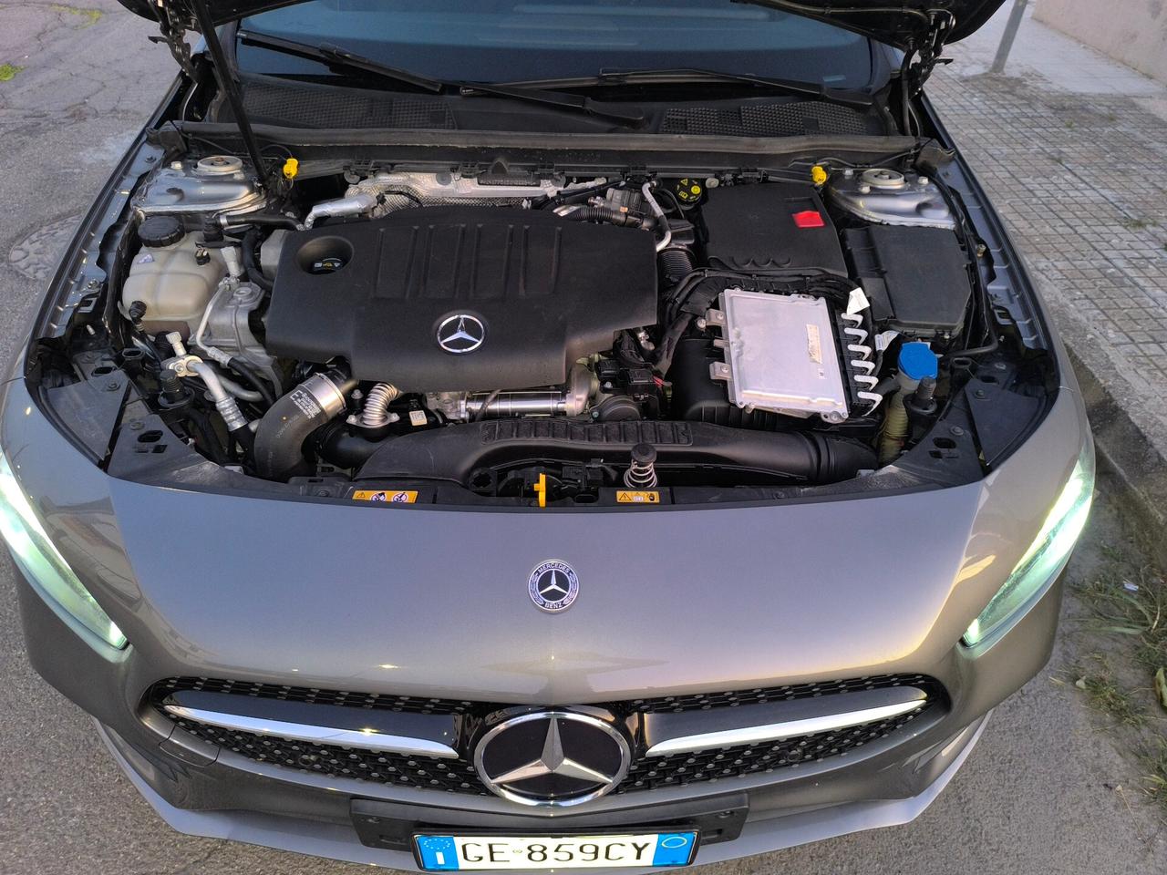 MERCEDES A AMG PREMIUM 118 200 D 116cv AUTOMATIC