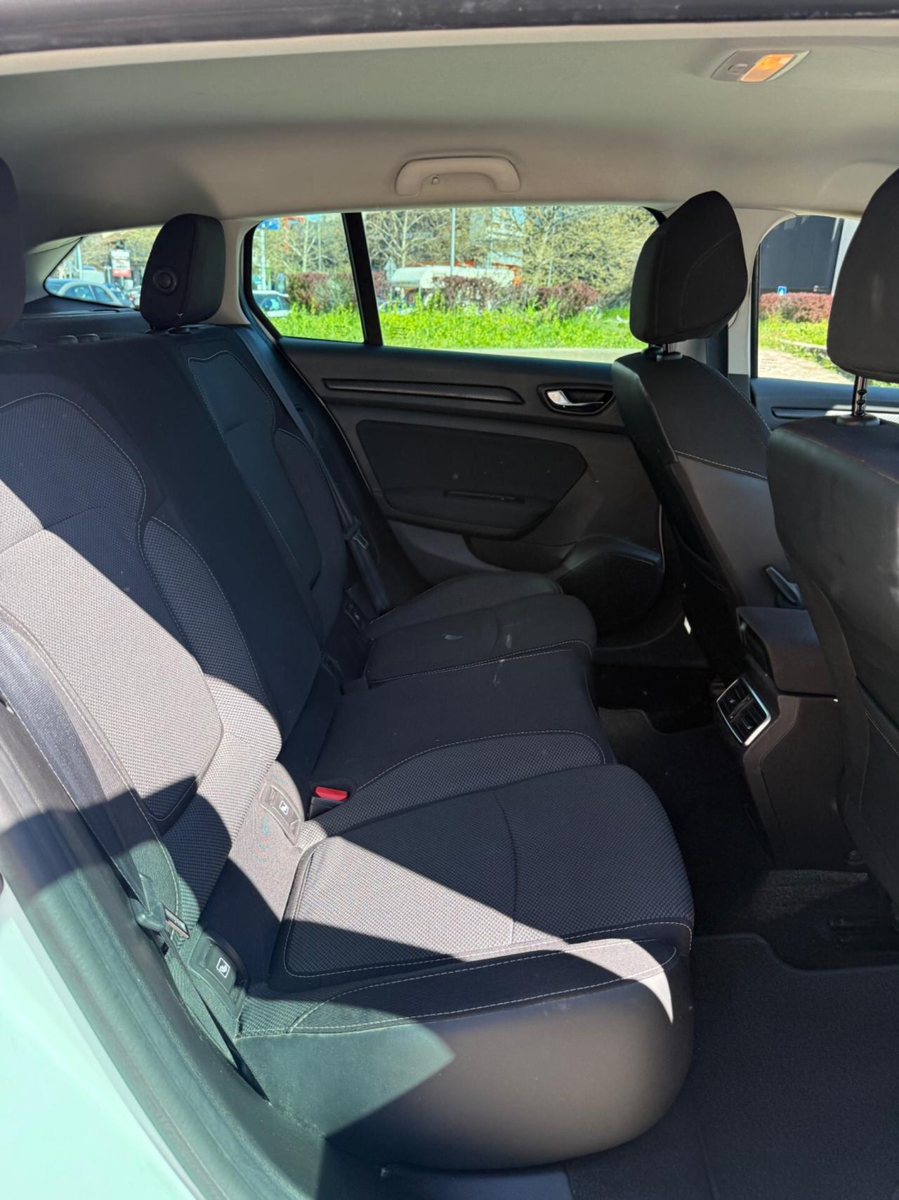 Renault Megane Mégane Sporter Blue dCi 115 CV Intens
