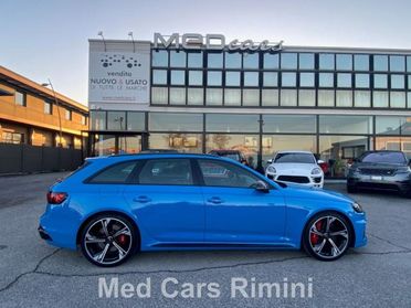 AUDI - RS4