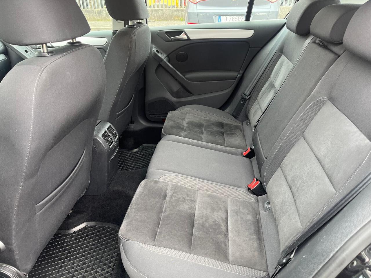 Volkswagen Golf 1.6 TDI DPF 5p. Highline