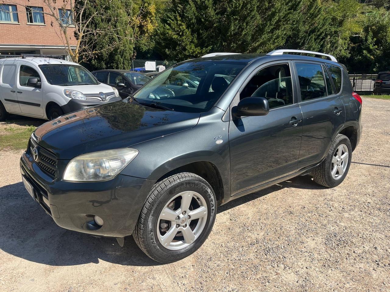 Toyota RAV 4 RAV4 2.2 D-4D 136 CV DPF Luxury