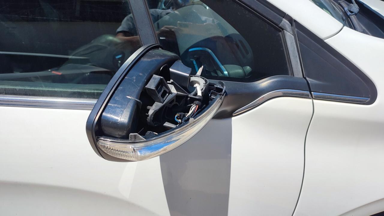 Peugeot 208 1.4 HDi TETTO PANORAMICO