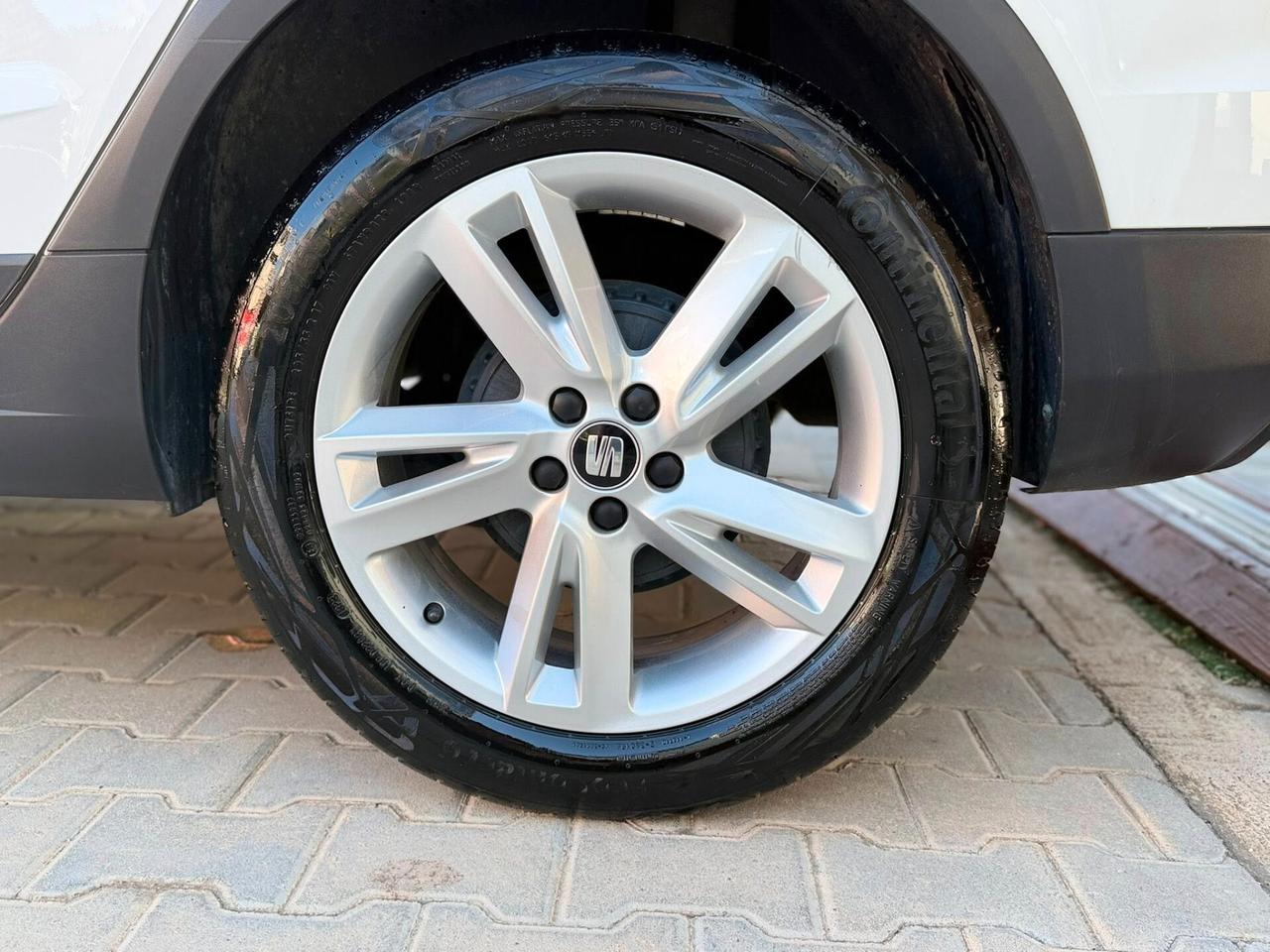 Seat Arona 1.0 TGI FR OK NEOPATENTATI
