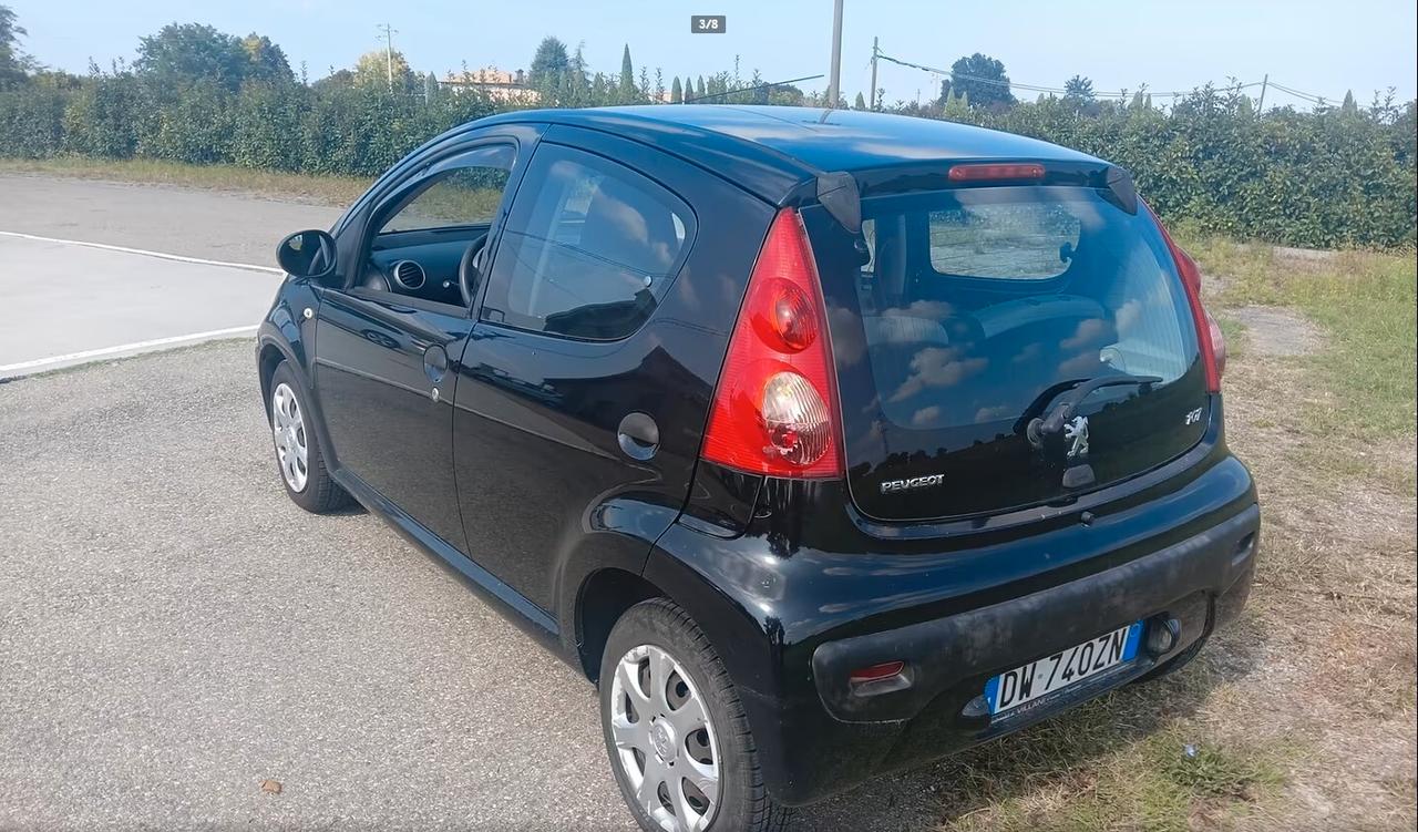 Peugeot 107 1.0 68CV 5p. Plaisir