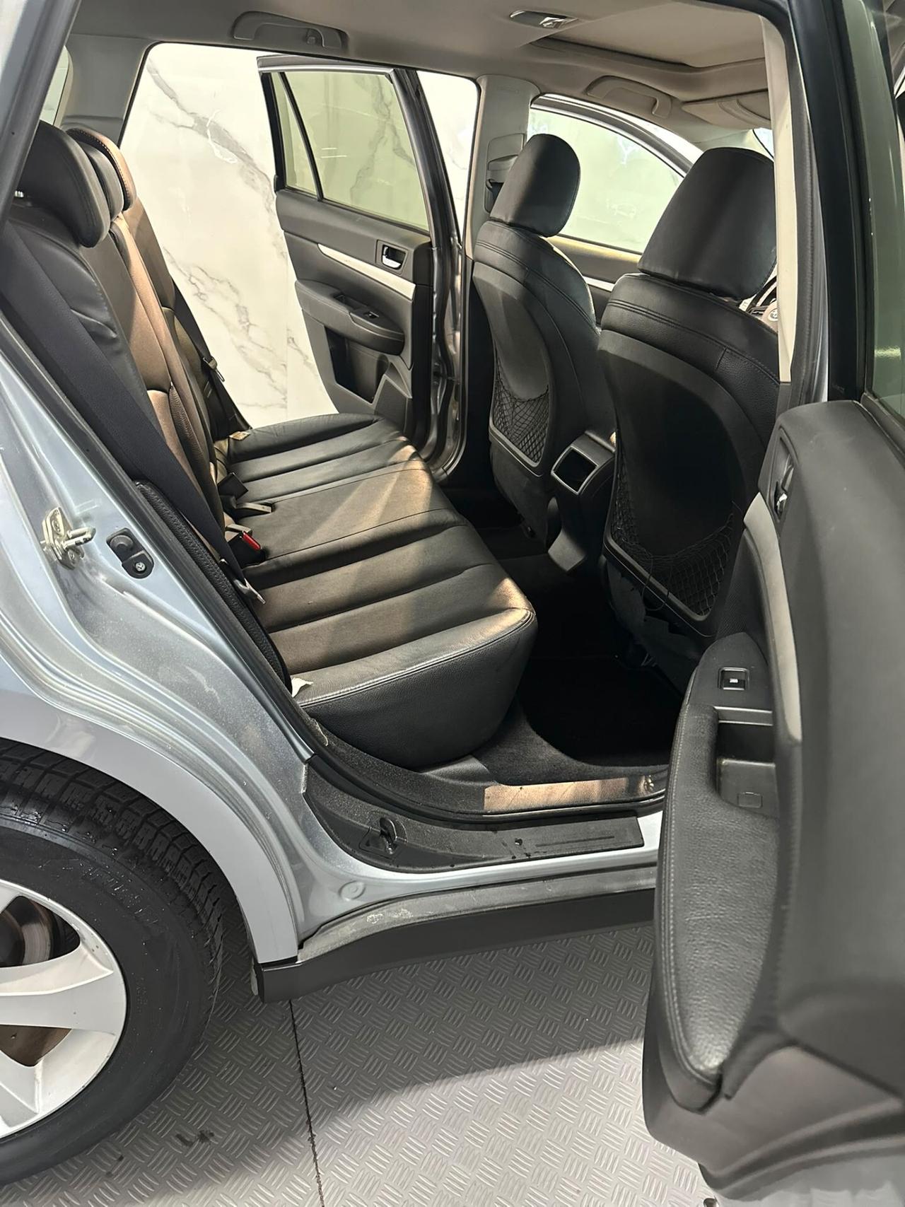 Subaru OUTBACK 2.0D Trend