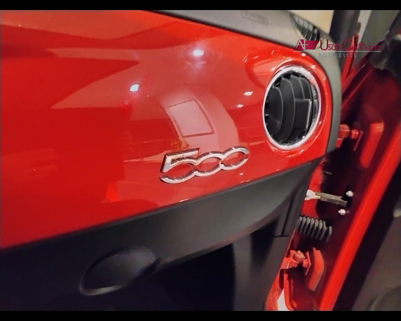 FIAT 500 (2015-2024) - 500 C 1.0 Hybrid Dolcevita