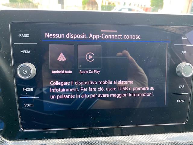 Volkswagen T-Cross 1.0 Style 115cv dsg 3700km come nuovo!