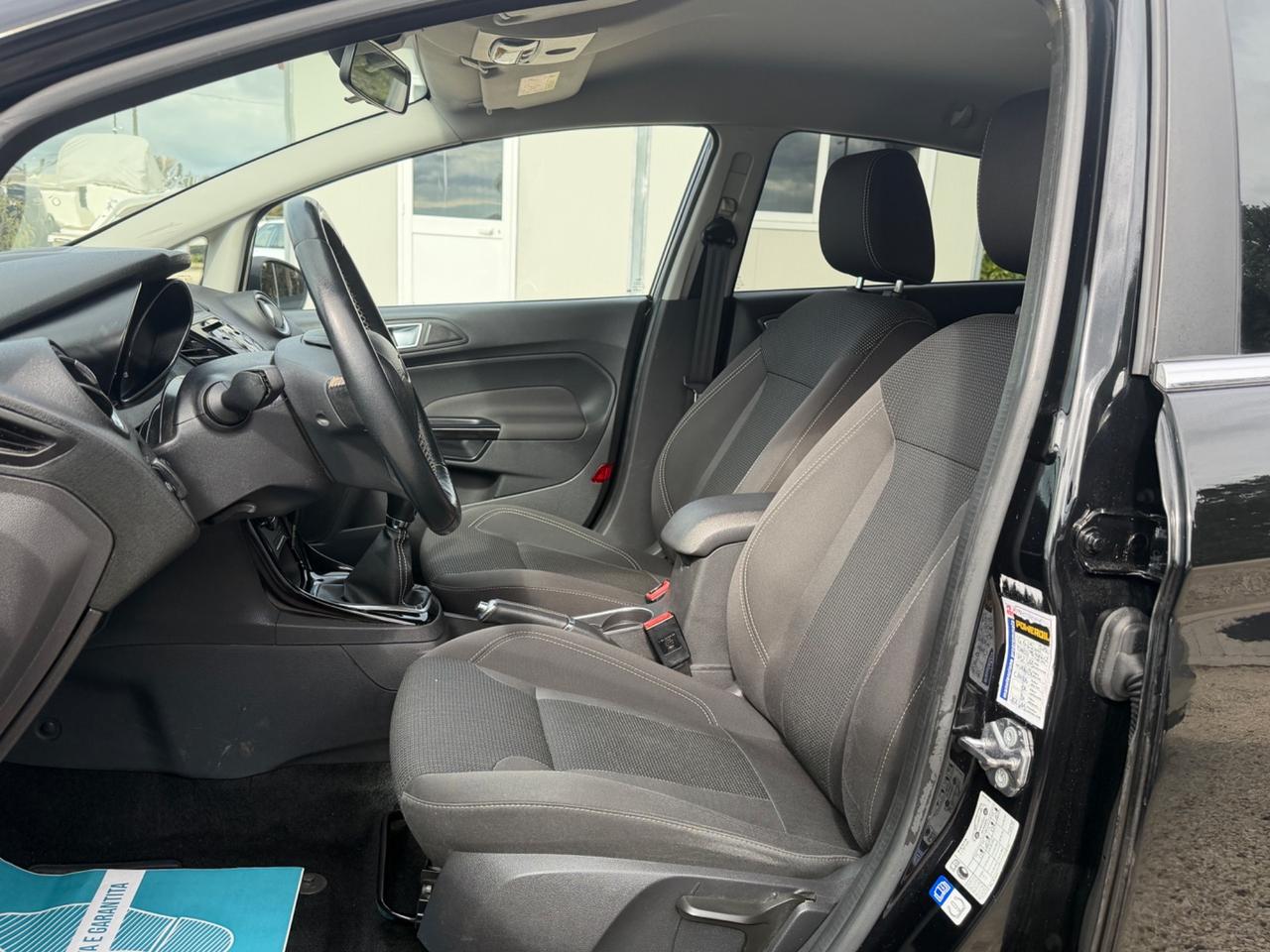 Ford Fiesta 1.5 TDCi 75CV 5 porte Titanium