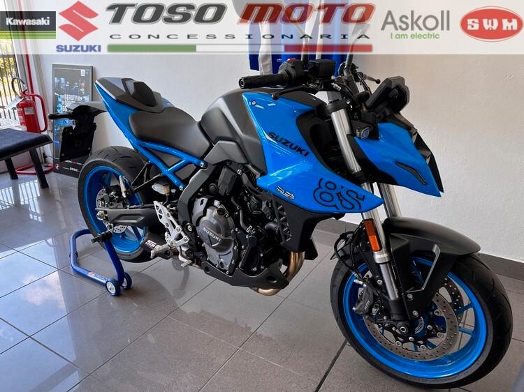 Suzuki GSX-8S s