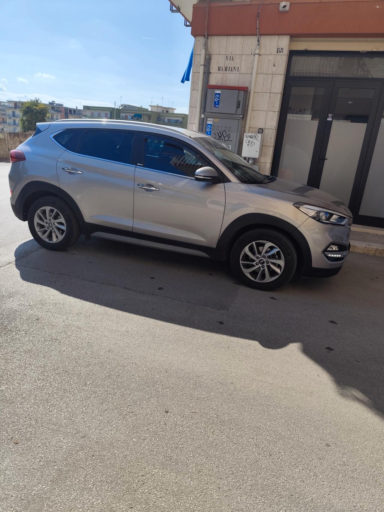 Hyundai Tucson 1.7 XPossible Automatica Full Full