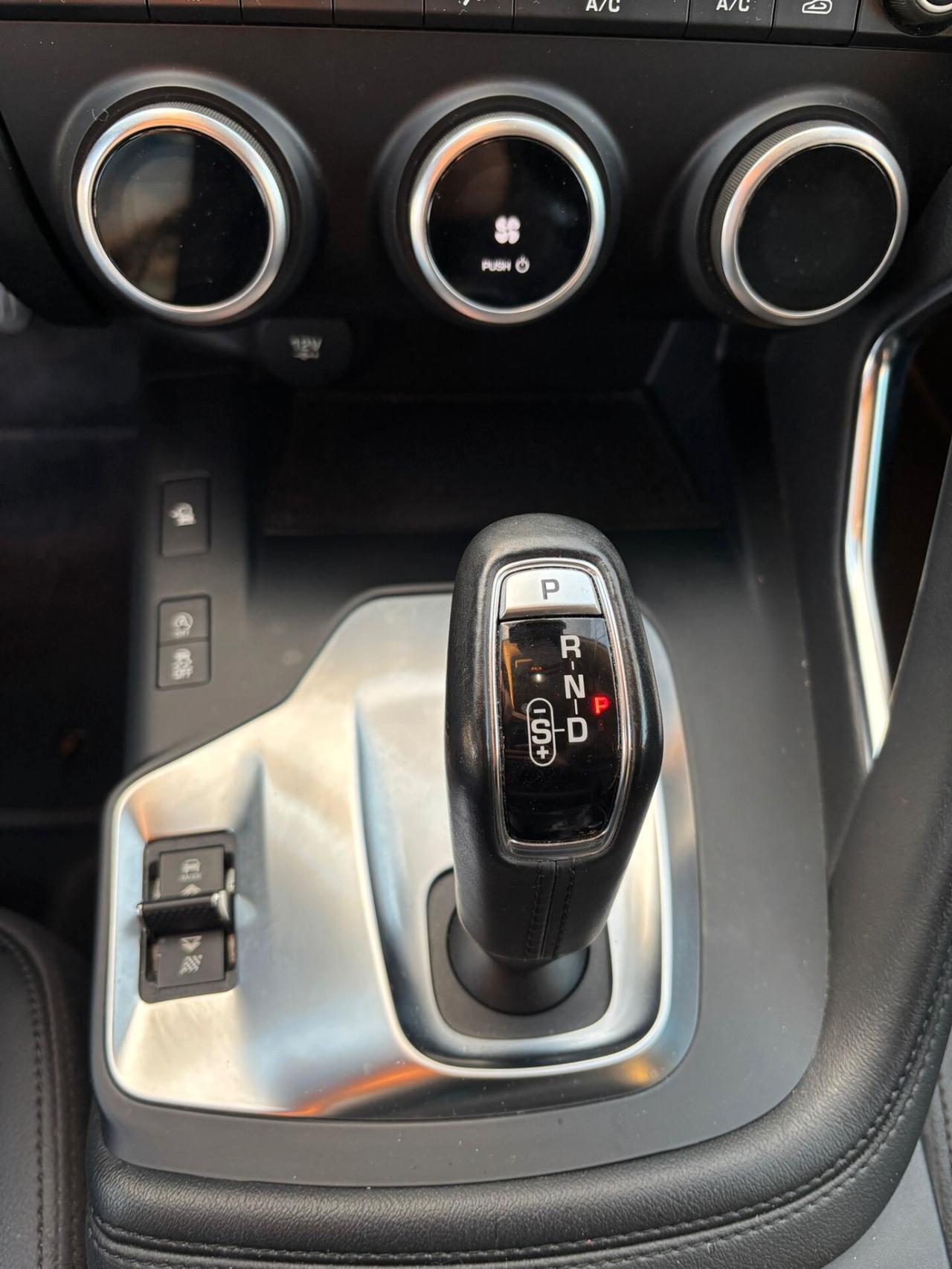 Jaguar E-Pace 2.0D 150 CV AWD aut. R-Dynamic S