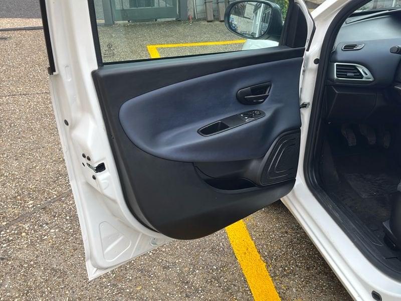 Lancia Ypsilon Ypsilon 1.0 FireFly 5 porte S&S Hybrid Oro