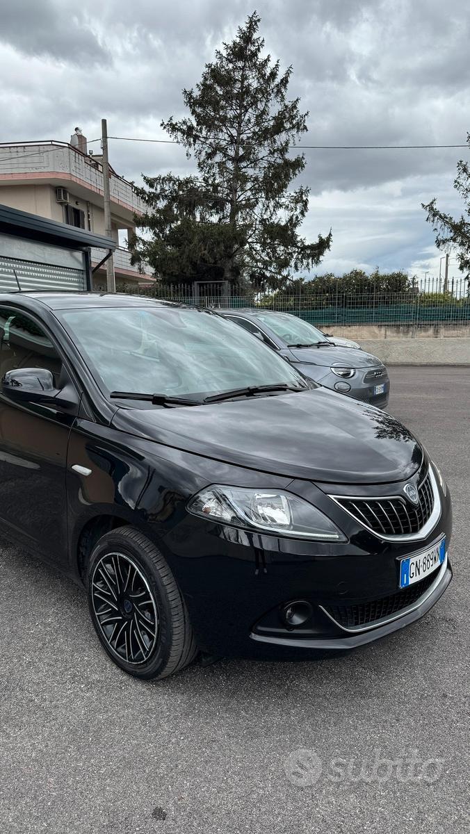 LANCIA YPSILON ALBERTA FERRETTI NUOVA