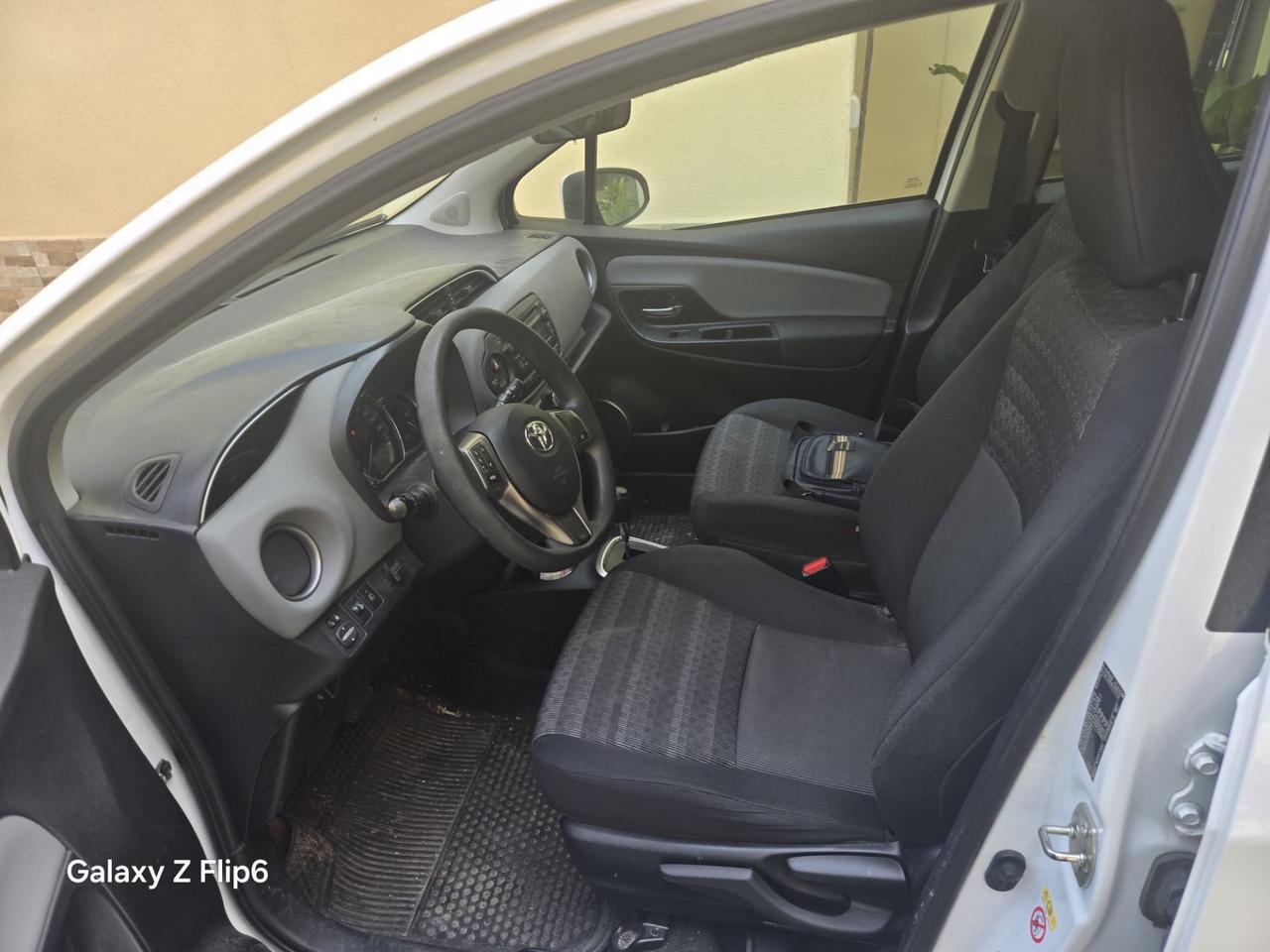Toyota Yaris 1.0 5 porte Lounge