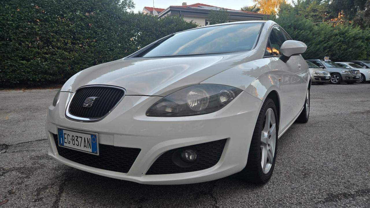 Seat Leon 1.6 TDI Copa x Neopatentati