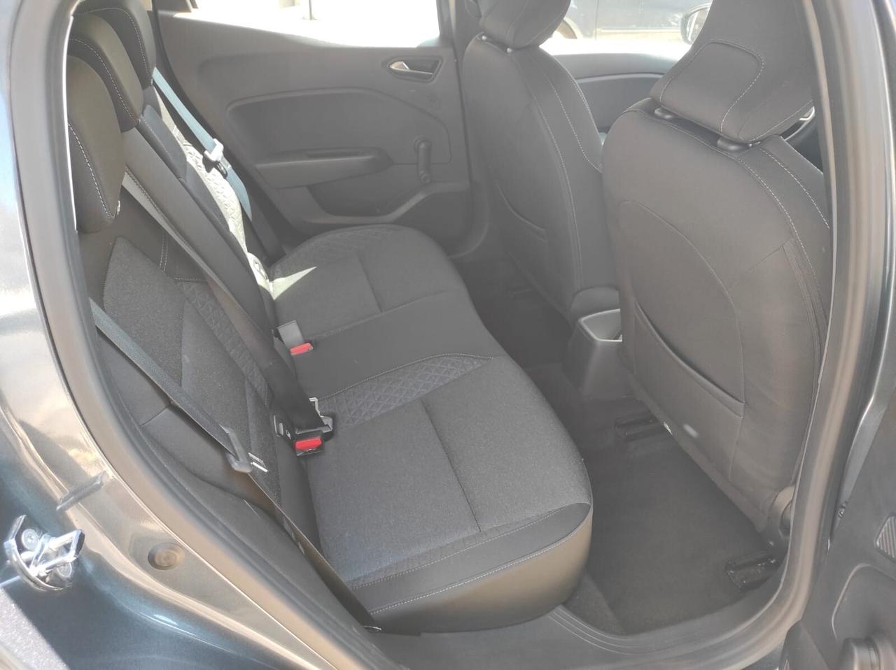 RENAULT CLIO 2021 UNIPRO/KMCERTIF/FULLOPTIONAL