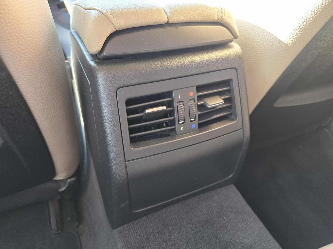 BMW 320 d Touring Attiva