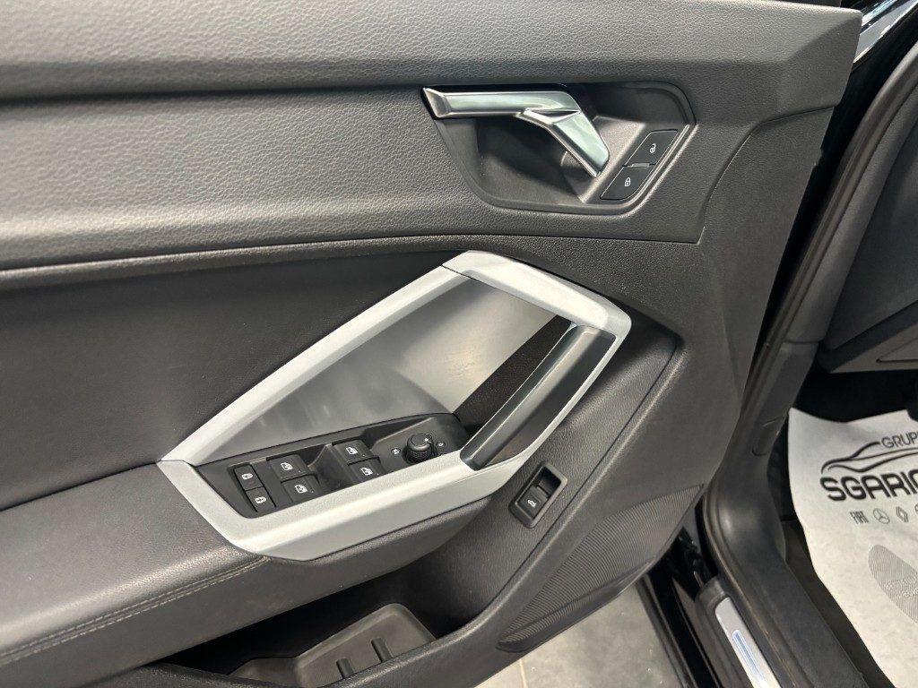 Audi Q3 Sportback SPB Sportback 4x4 Quattro S Line S Tronic 35 TDI