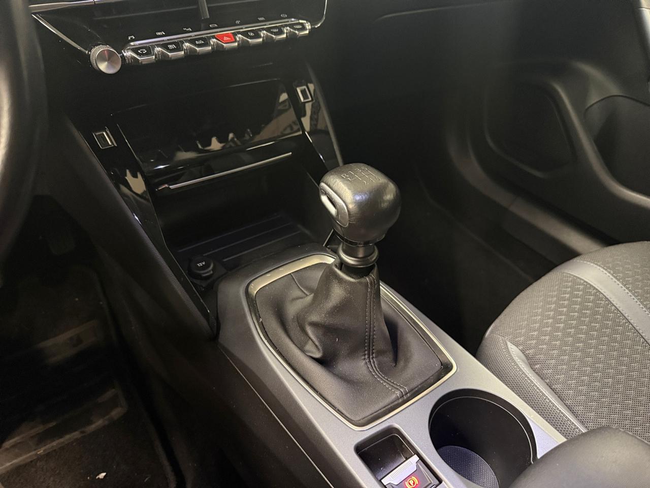 PEUGEOT 2008 II 2020 - 2008 1.2 puretech Allure Navi Pack s&s 130cv