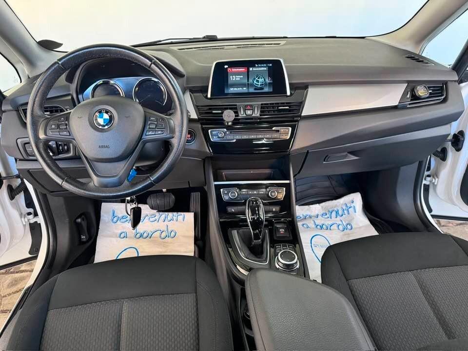 Bmw 2er Active Tourer 216d Luxury