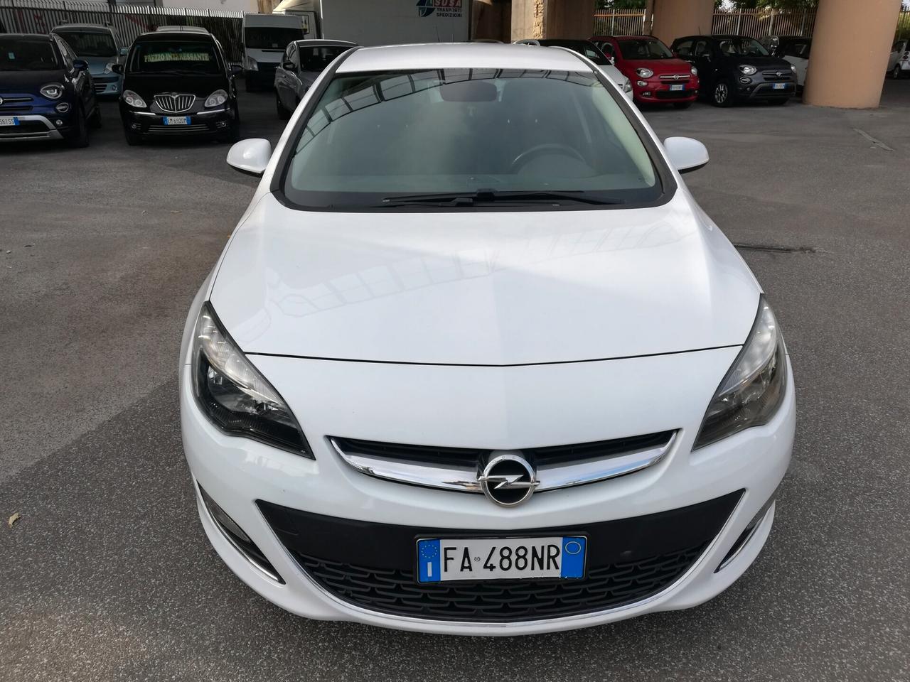Opel Astra 1.4 Turbo 140CV 5 porte GPL Tech Cosmo