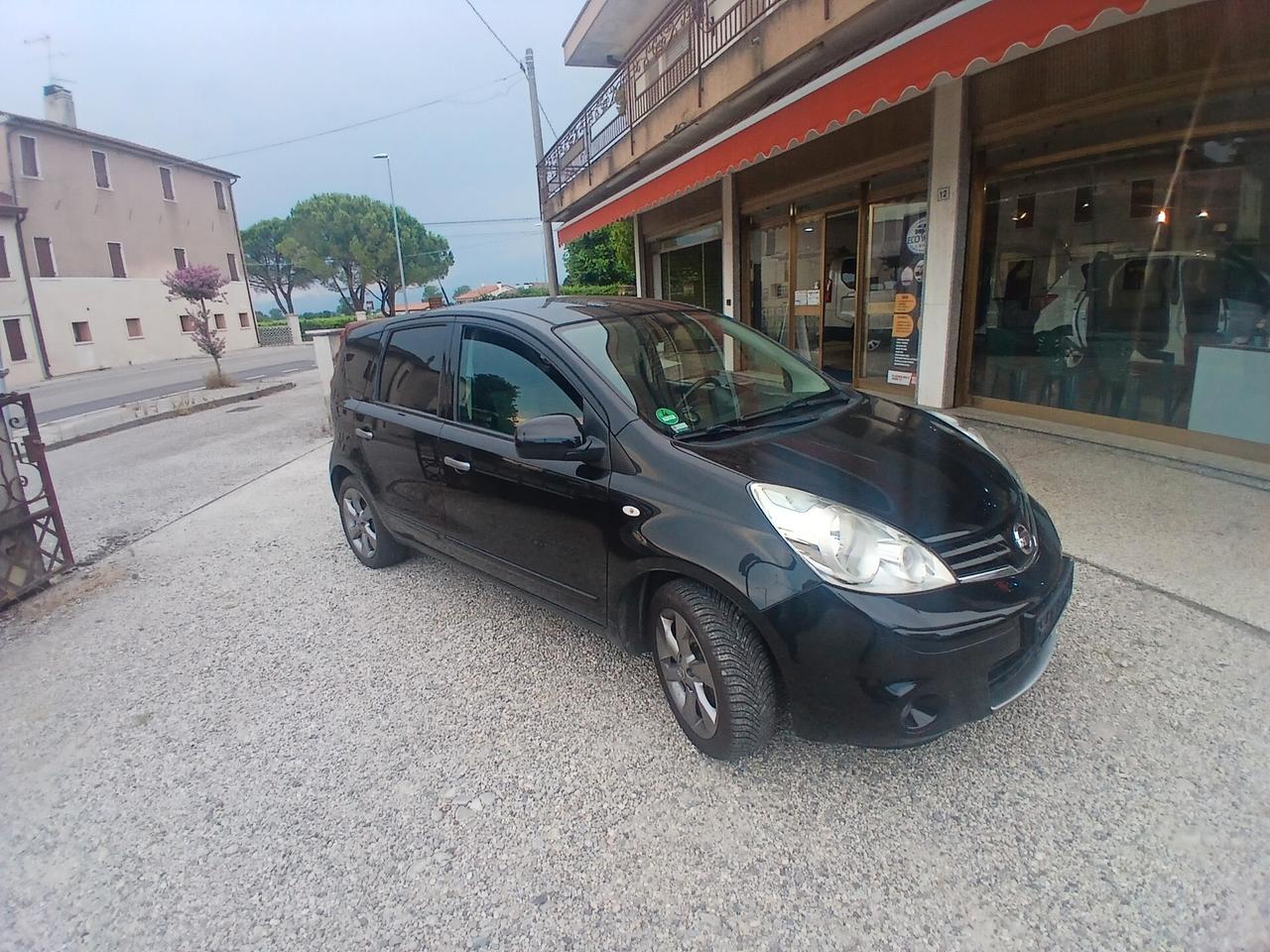 Nissan Note 1.4 16V Silver Edition