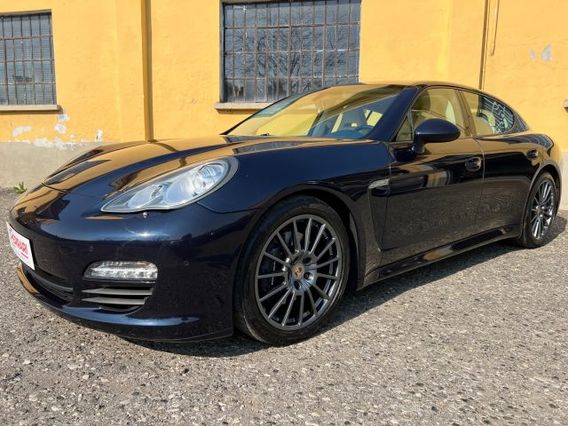 PORSCHE Panamera 3.0 Diesel Platinum Edition
