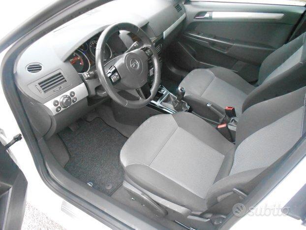 ASTRA S.W.1.7cdti(FERMA dal 2014)STRAFULL,110cv,6m