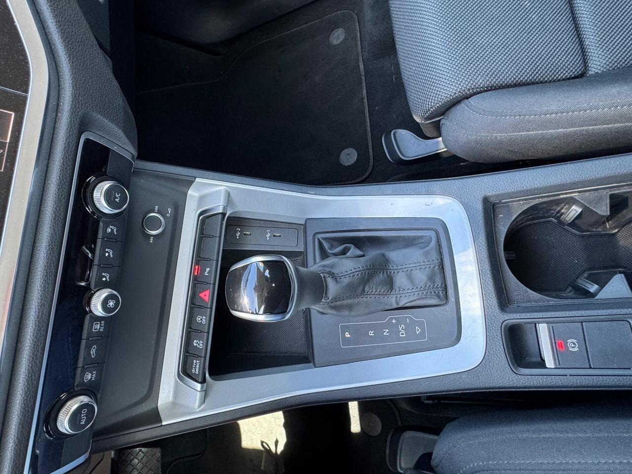 Audi Q3 35 TDI S tronic S line edition Prezzo Con Obbligo Finanziamento Senza il Prezzo sara' di euro 35500