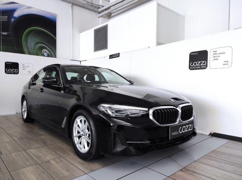 BMW Serie 5(G30/31/F90) - 520d 48V Business