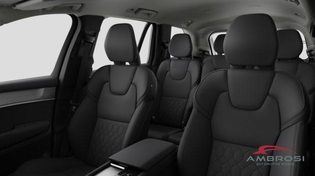 VOLVO XC90 B5 AWD Mild hybrid Benzina Core Bright 7 Sedili
