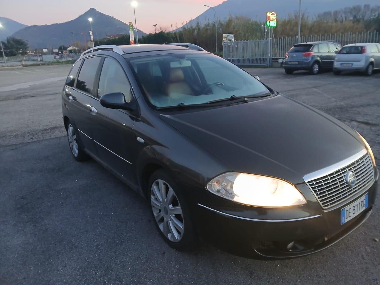 Fiat Croma 1.9 Multijet 16V tetto apribile pelle full garantita 12 mesi